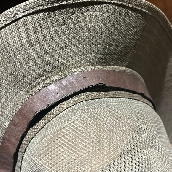 Old wind river  fishing hat - Picture 2 of 5